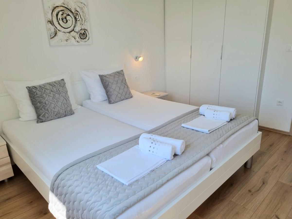 Apartman Maslina Krk Town Luaran gambar