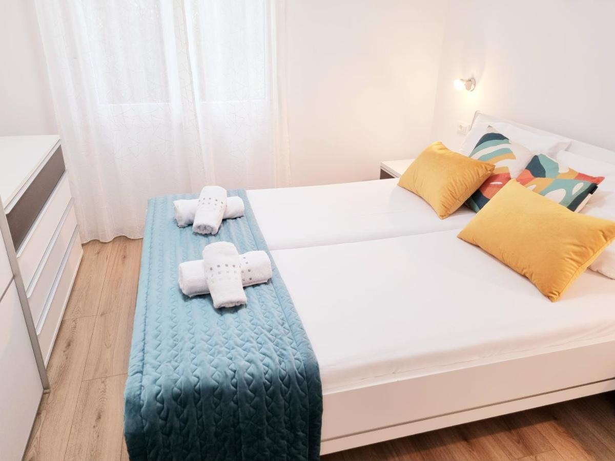 Apartman Maslina Krk Town Luaran gambar