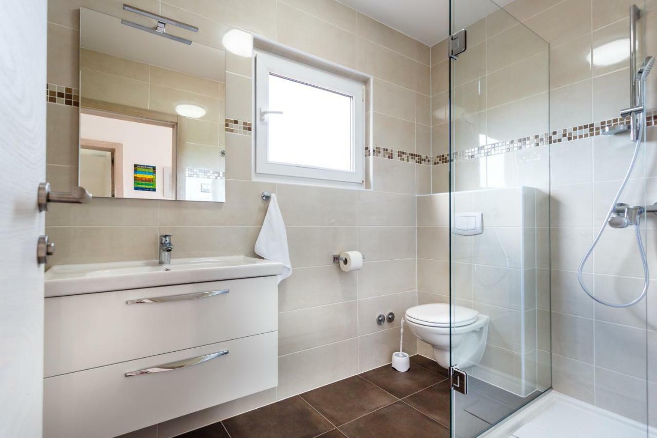 Apartman Maslina Krk Town Luaran gambar