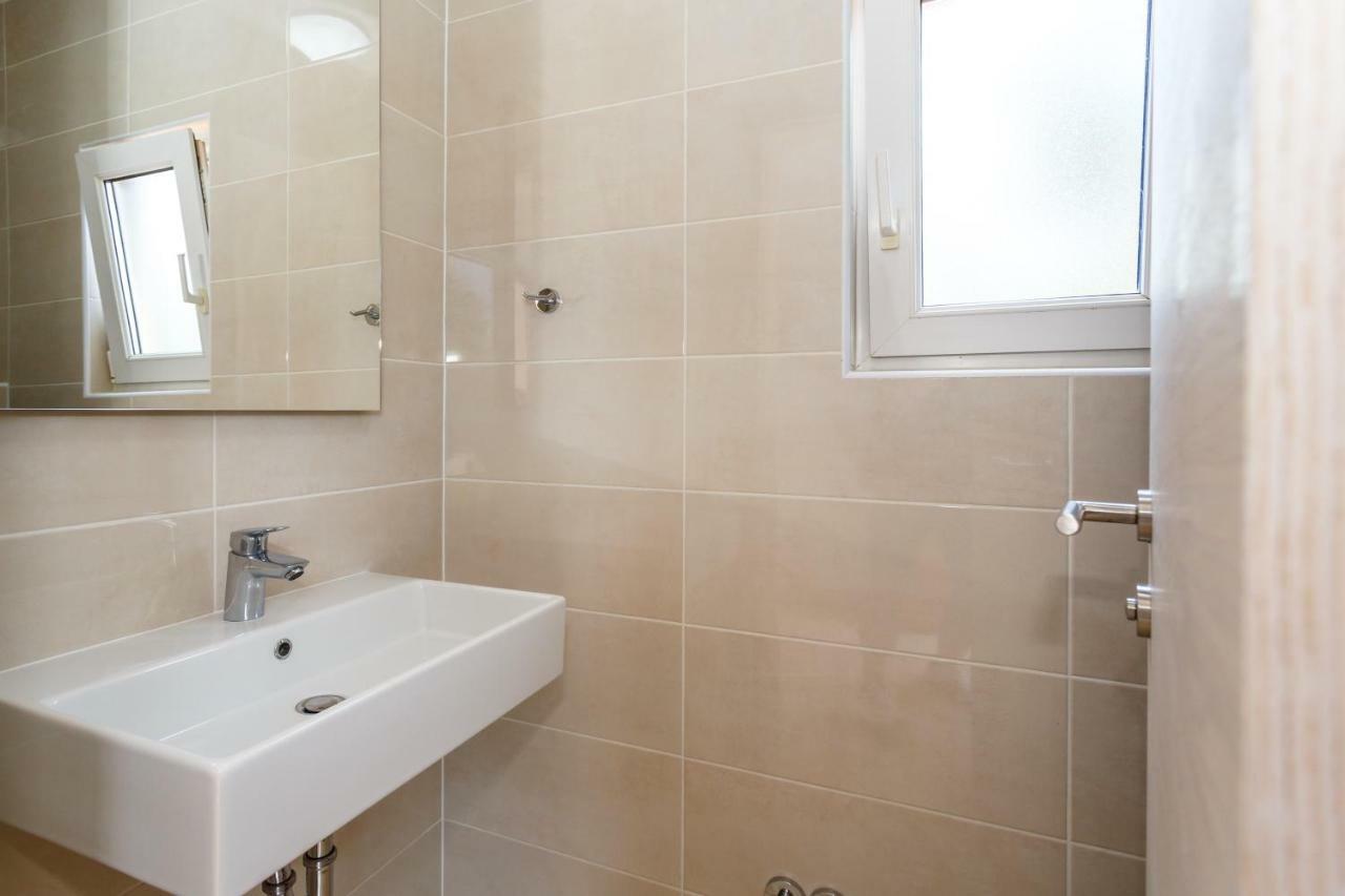 Apartman Maslina Krk Town Luaran gambar